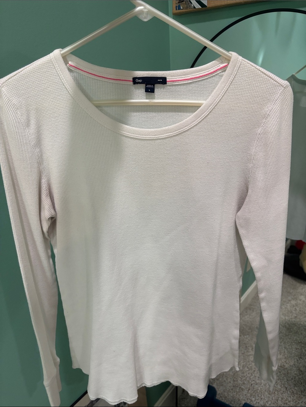 GAP Cream Long-Sleeve Thermal Scoop Neck Top